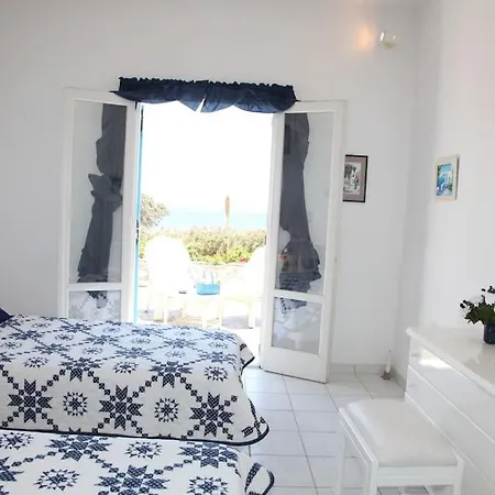 Villa Stunning Sea Front Keroessa, Paros Isterni (Paros)